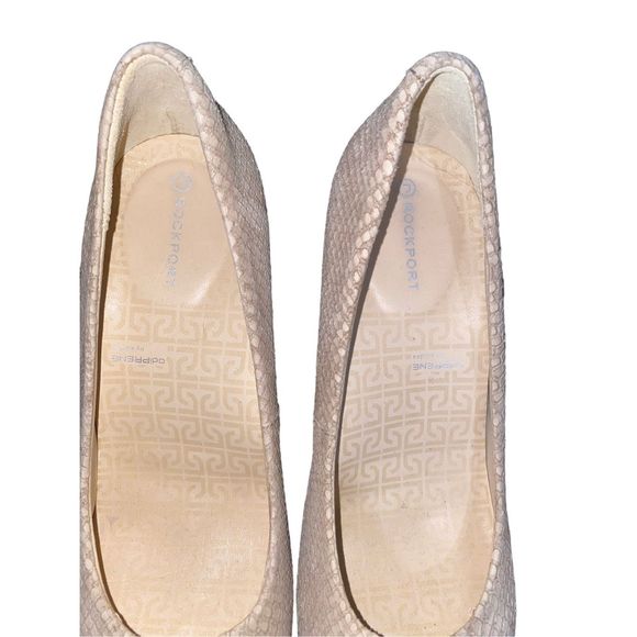 Gently Used Rockport Platform Heels 6.5 - Picture 12 of 16